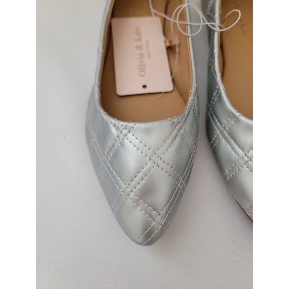 NWT Olivia & Kate Women's Silver Quilted Pointed Toe Ballet Flats Size 8 - Picture 6 of 10